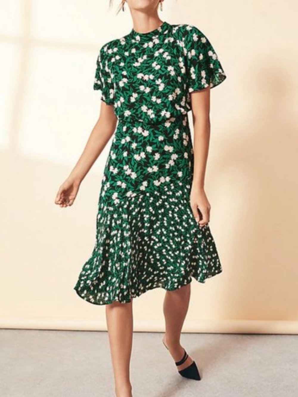 0 Ann Taylor Green Black Floral Print Midi Dress